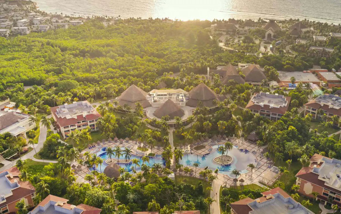 Main image for the offer: Unbeatable Price: 4* Riviera Maya Beachfront Resort with Superior Junior Suite.