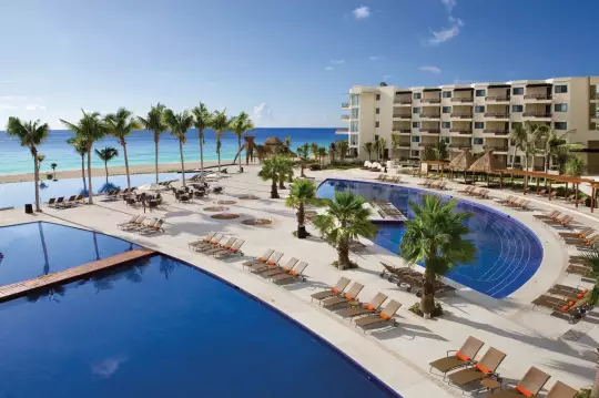 Main image of the hotel Dreams Riviera Cancun Resort & Spa.