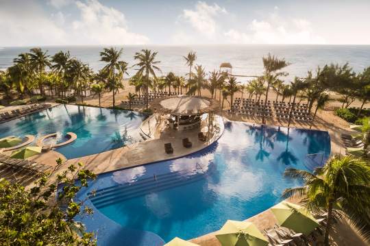 Main image of the hotel Essence at the Fives Beach.