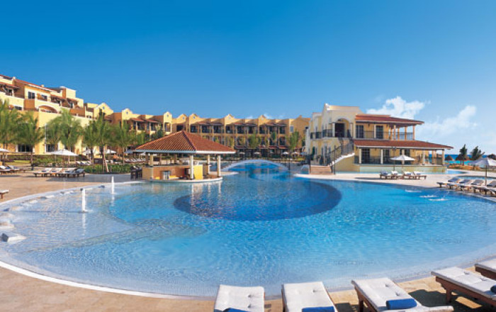 Main image for the offer: Award-Winning Adults-Only All-Inc Beachfront Escape w/FREE Club Ocean View Upgrade, Resort Credit & Unlimited-Luxury® Extras - Save 36%.