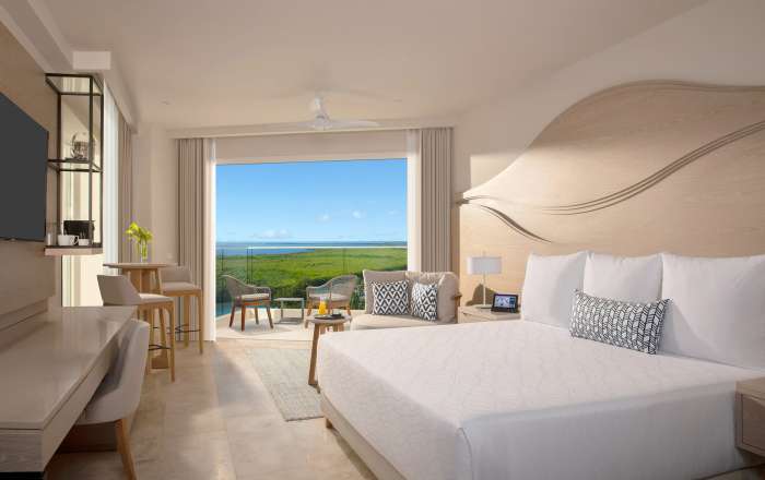 Enjoy Spacious and Comfortable Accommodation