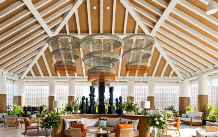 Arrival Lounge