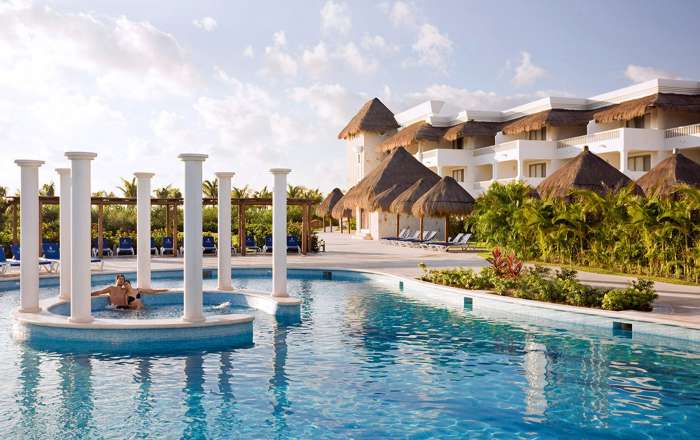 Take some time to yourselves in the pool