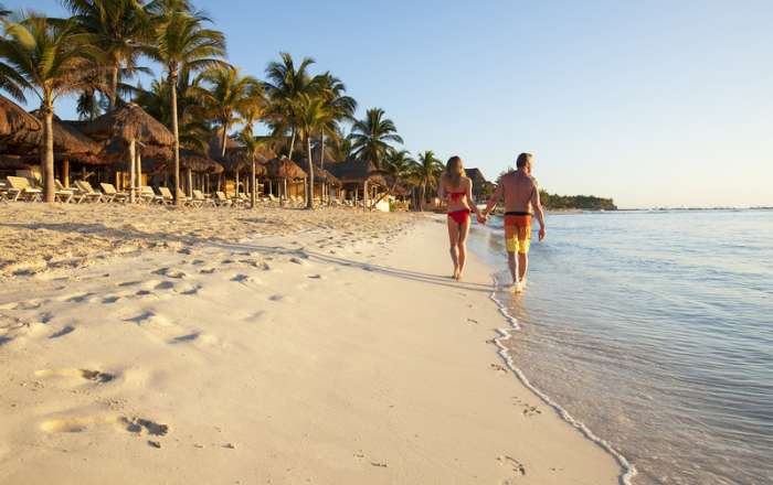 Enjoy Beachfront Walks in the Sunshine
