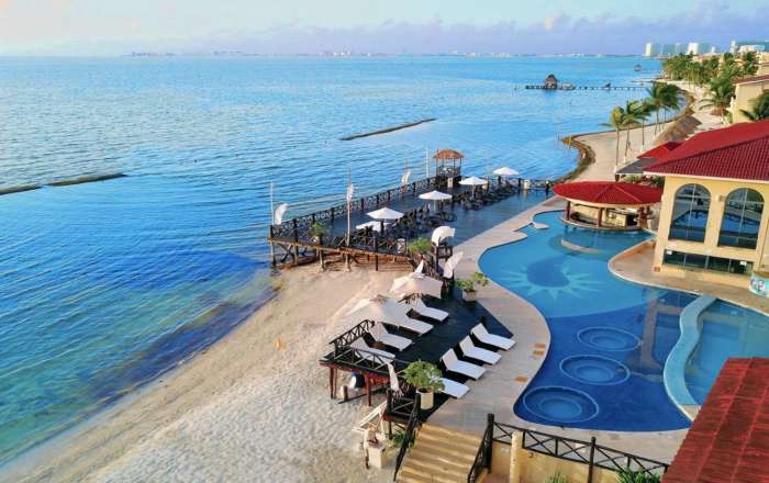 All Ritmo Cancún Resort & Waterpark