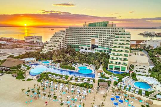 Main image of the hotel Live Aqua Cancun.