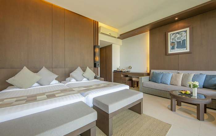 Junior Suite with Garden View