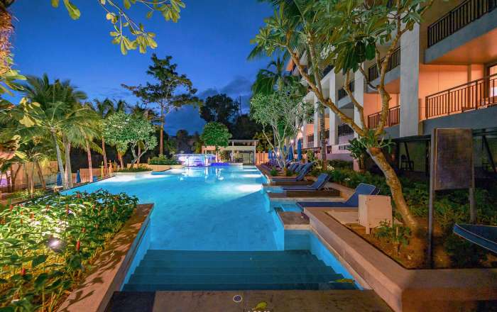 Experience the Pool at Night