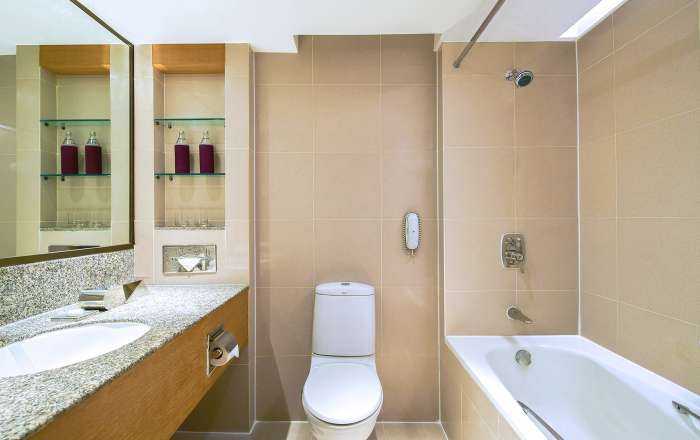 Modern Bathroom Suite