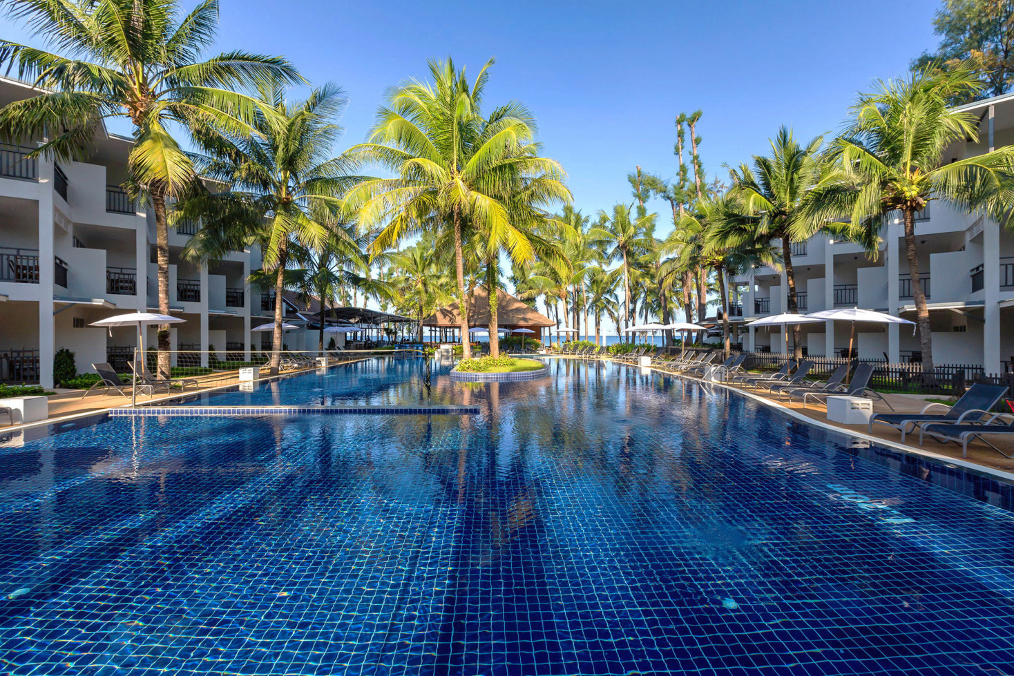 Sunwing Bangtao Beach