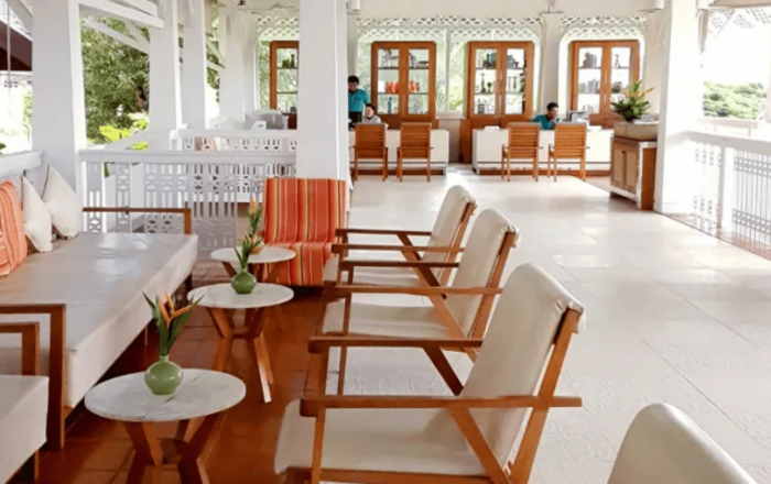 Hotel Lobby