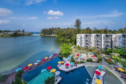 Main image of the hotel Cassia Phuket.