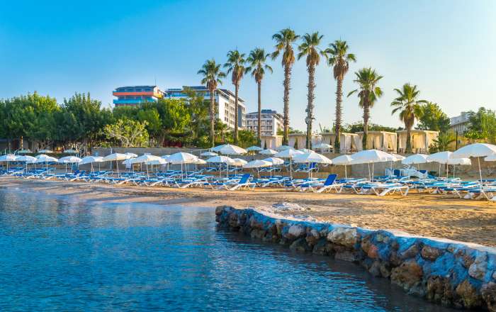 Enjoy Beachfront Positioning