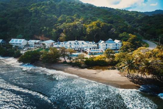 Main image of the hotel Manta Lodge & Dive Centre.