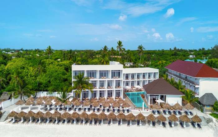 Contemporary Accommodation Nestled Amongst Lush Forest