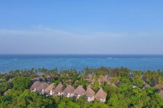 Main image of the hotel Bluebay Beach Resort & Spa - Flash Sale.