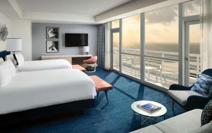 Oceanfront Junior Suite with Balcony