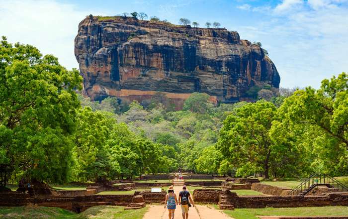 Discover Sigiriya